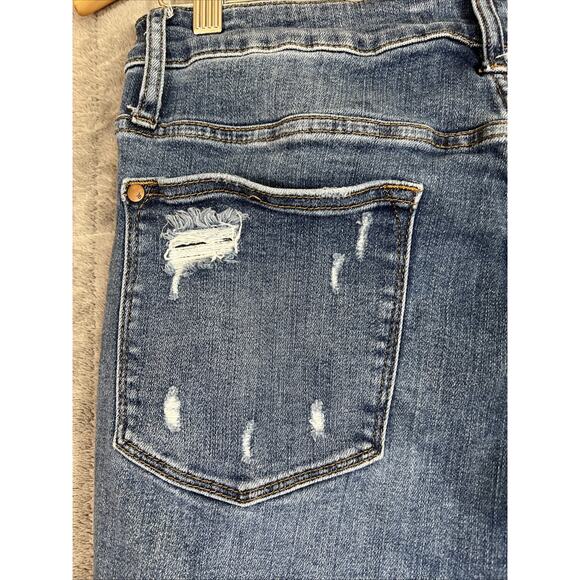 Judy Blue Jeans 16W Capri Fit Jeans Medium Wash Distressed Stretch Casual 22"Leg - Picture 8 of 16